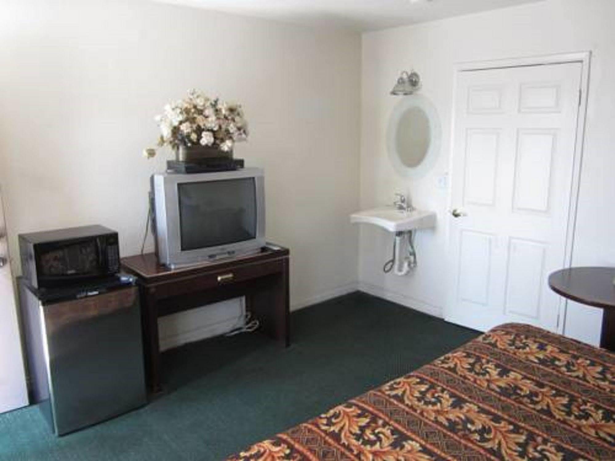 Bartlett Motel Lomita ภายนอก รูปภาพ